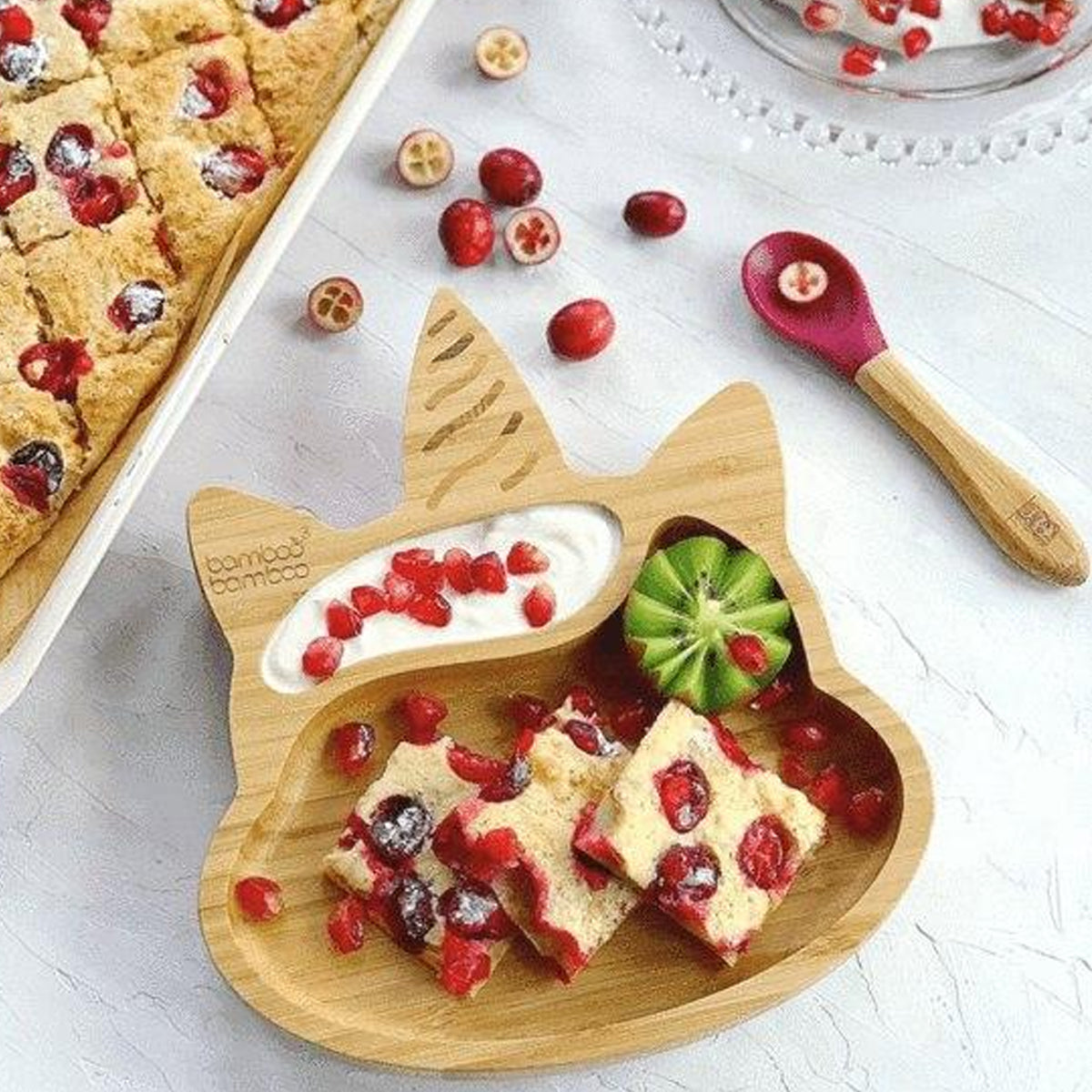 Plato Bambú antideslizante con Cuchara Silicona