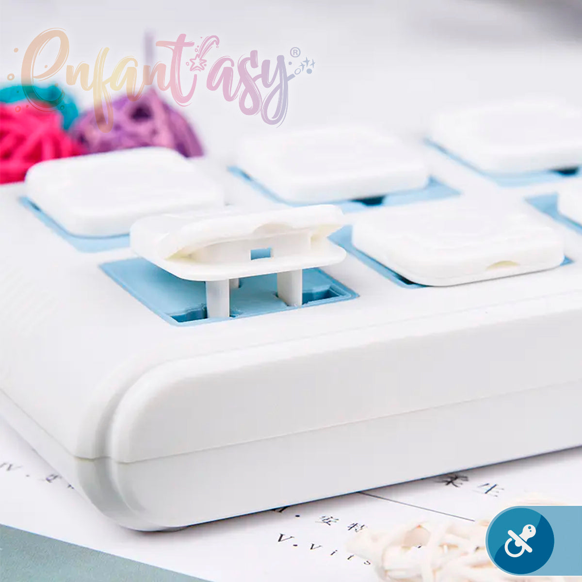 Protector seguro para toma corriente